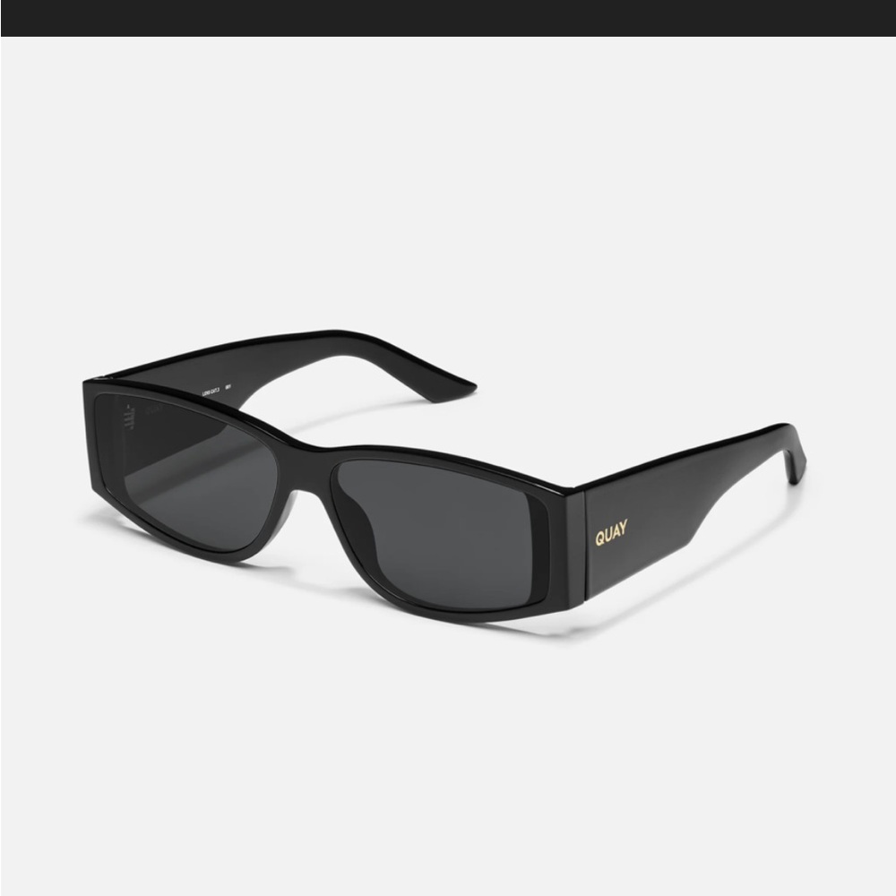 Quay Australia - NOT MY FAULT Black Frame / Smoke Lens - 🏷️ FINAL PRICE.